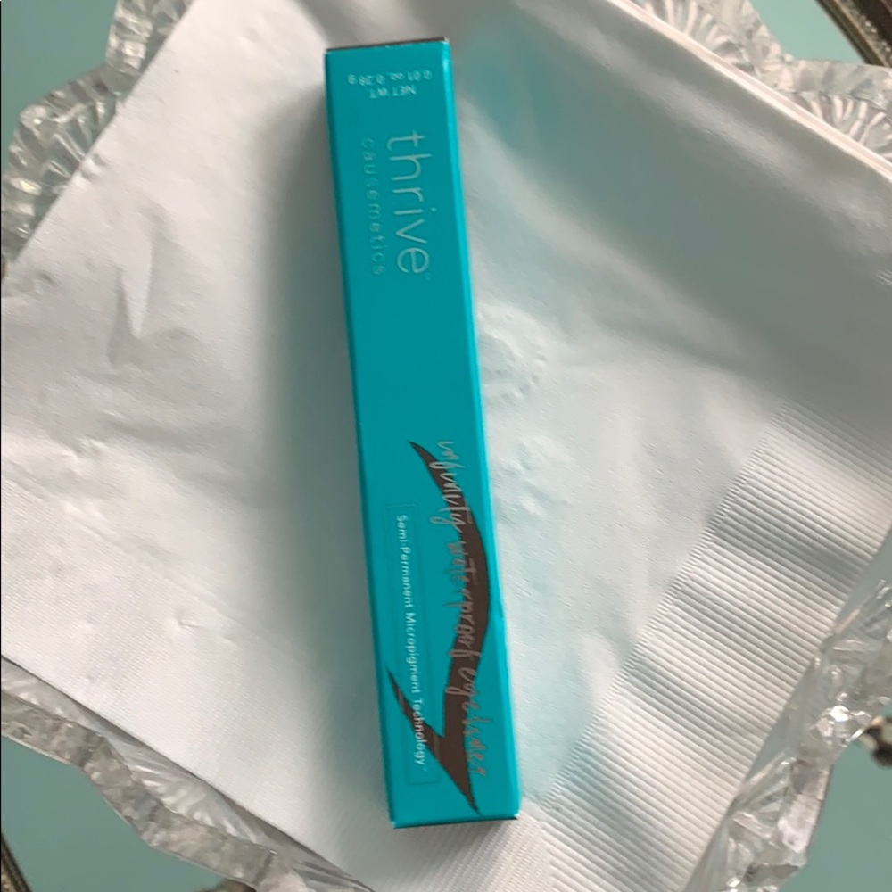 Thrive Cosmetics SemiPermanent Eyeliner NWOT